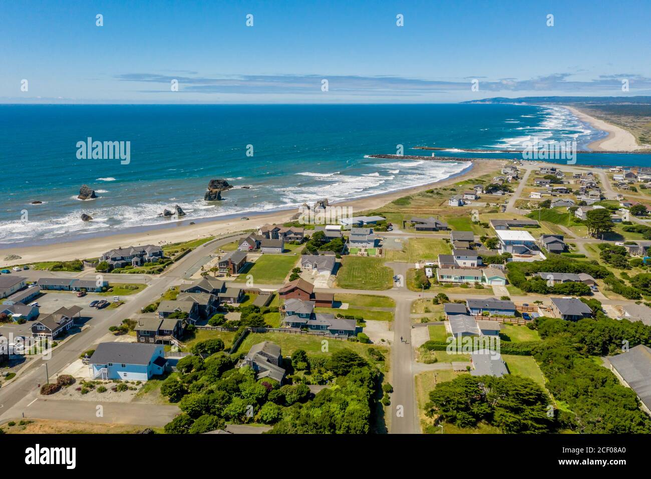 Aerial drone shot of coastal homes on bluff in Bandon, Oregon Stock Photo Alamy
