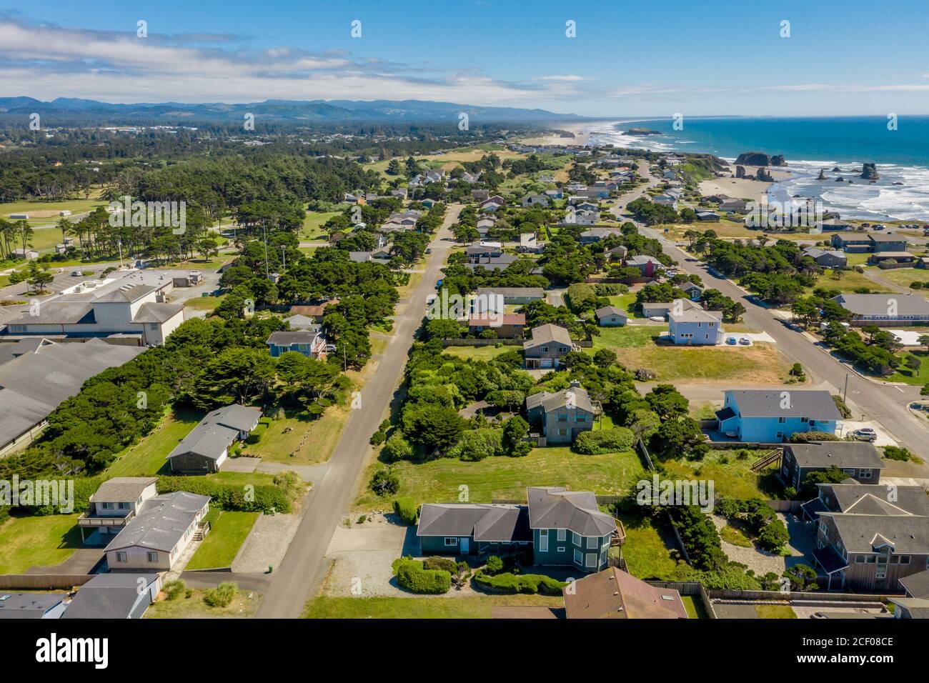 Aerial of houses and vacation homes in coastal town of Bandon, Oregon, USA Stock Photo Alamy