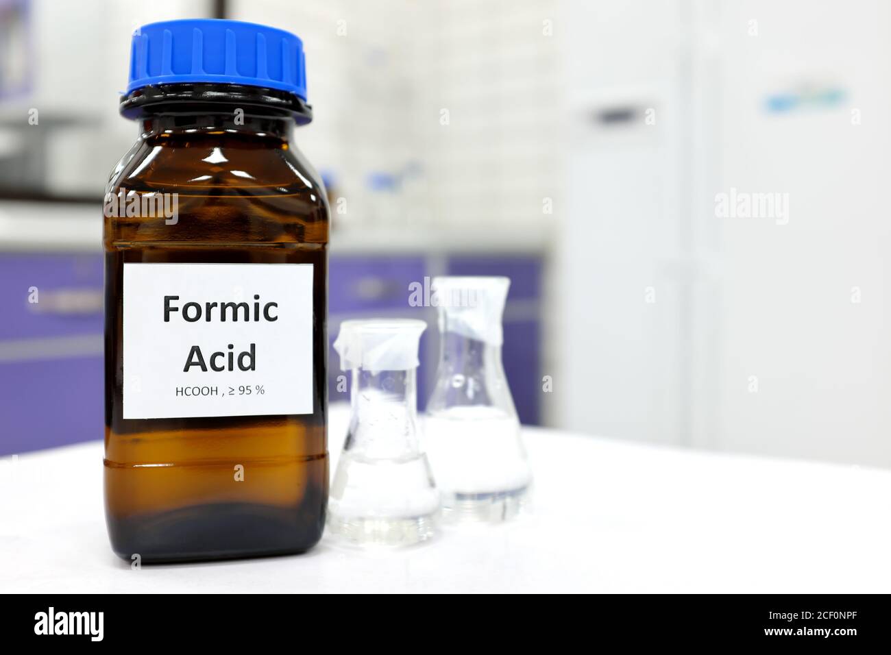 Formic acid hires stock photography and images Alamy