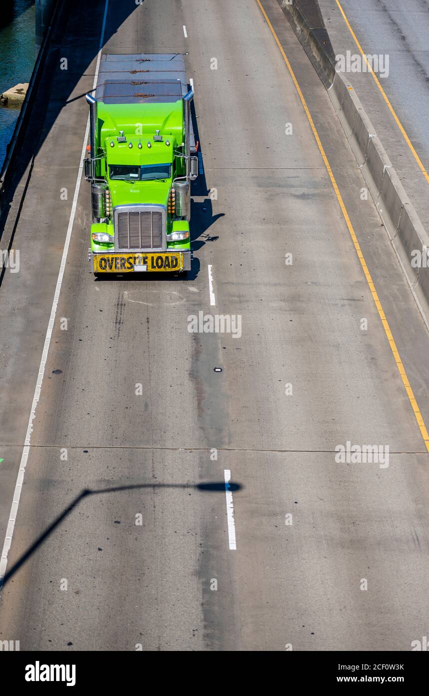 Oversize Load Semi Truck High Resolution Stock Photography and Images ...