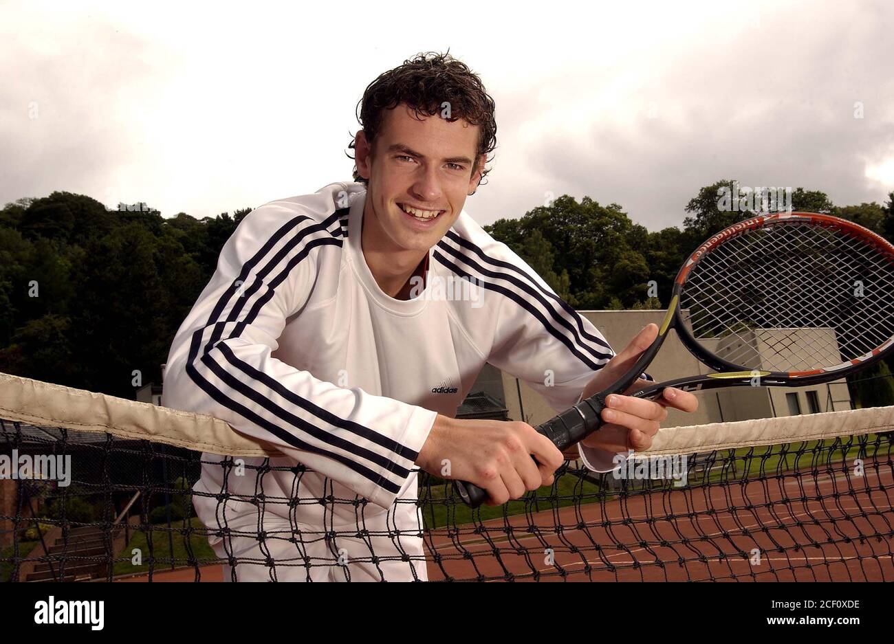 One of the world’s top tennis players at only 16, Andy Murray born 15th May 1987 seen here with mum Judy   pics taken in 2004 by Alan Peebles Stock Photo