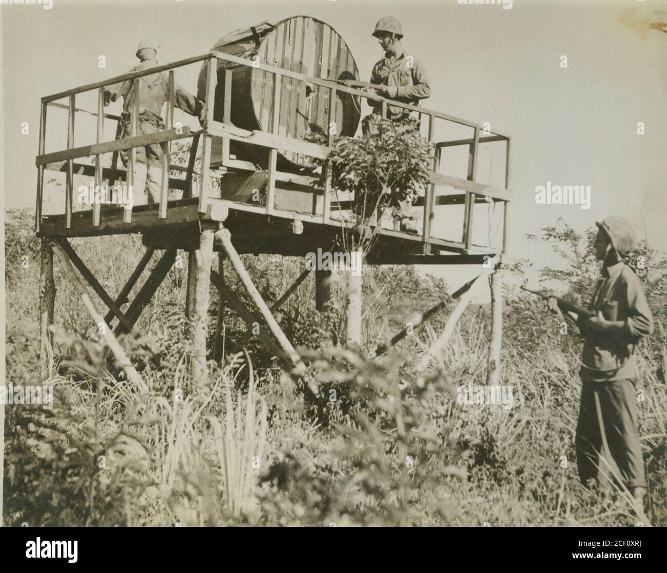 World war 2 soldiers combat hi-res stock photography and images - Alamy