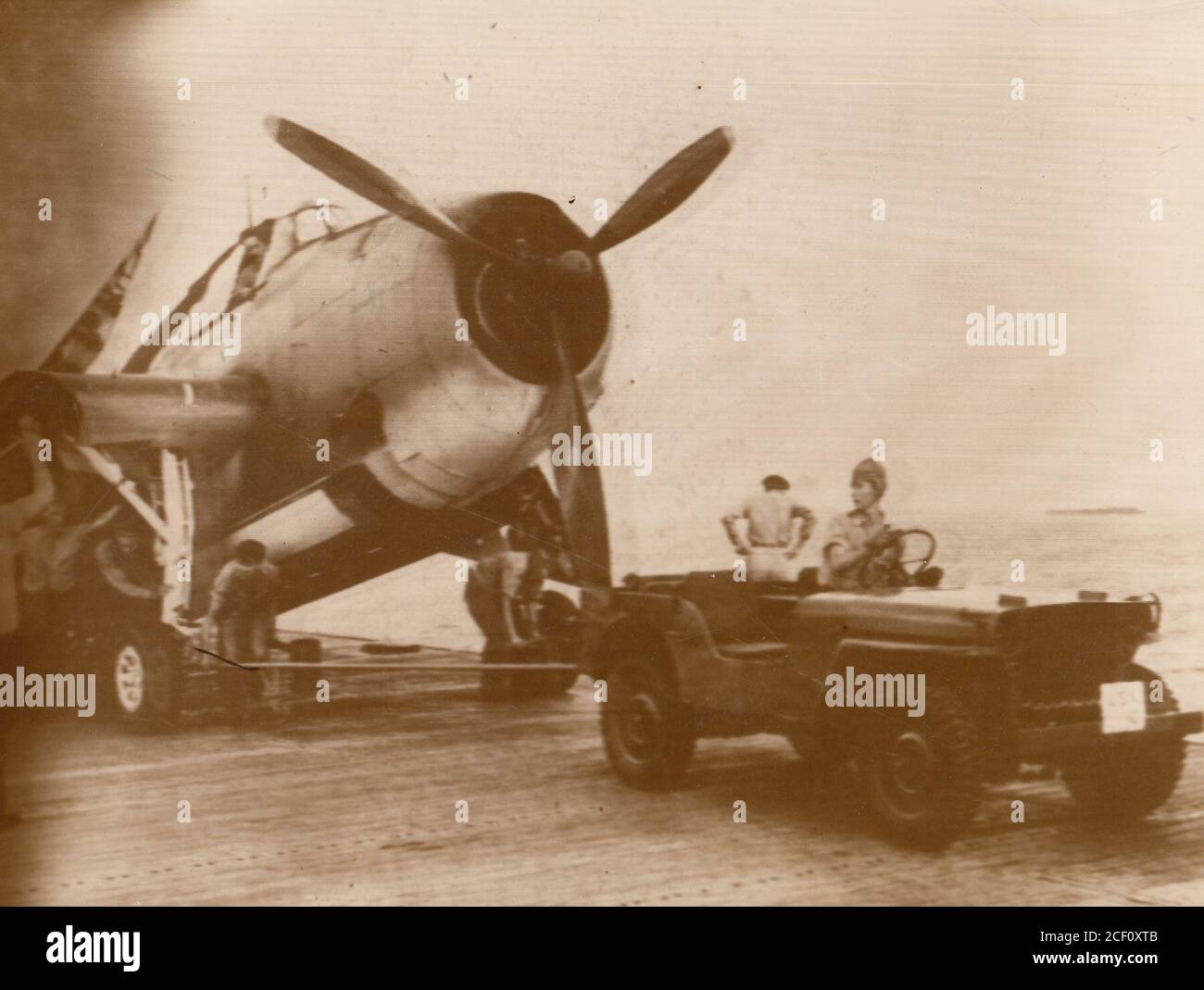 World war 2 soldiers combat hi-res stock photography and images - Alamy