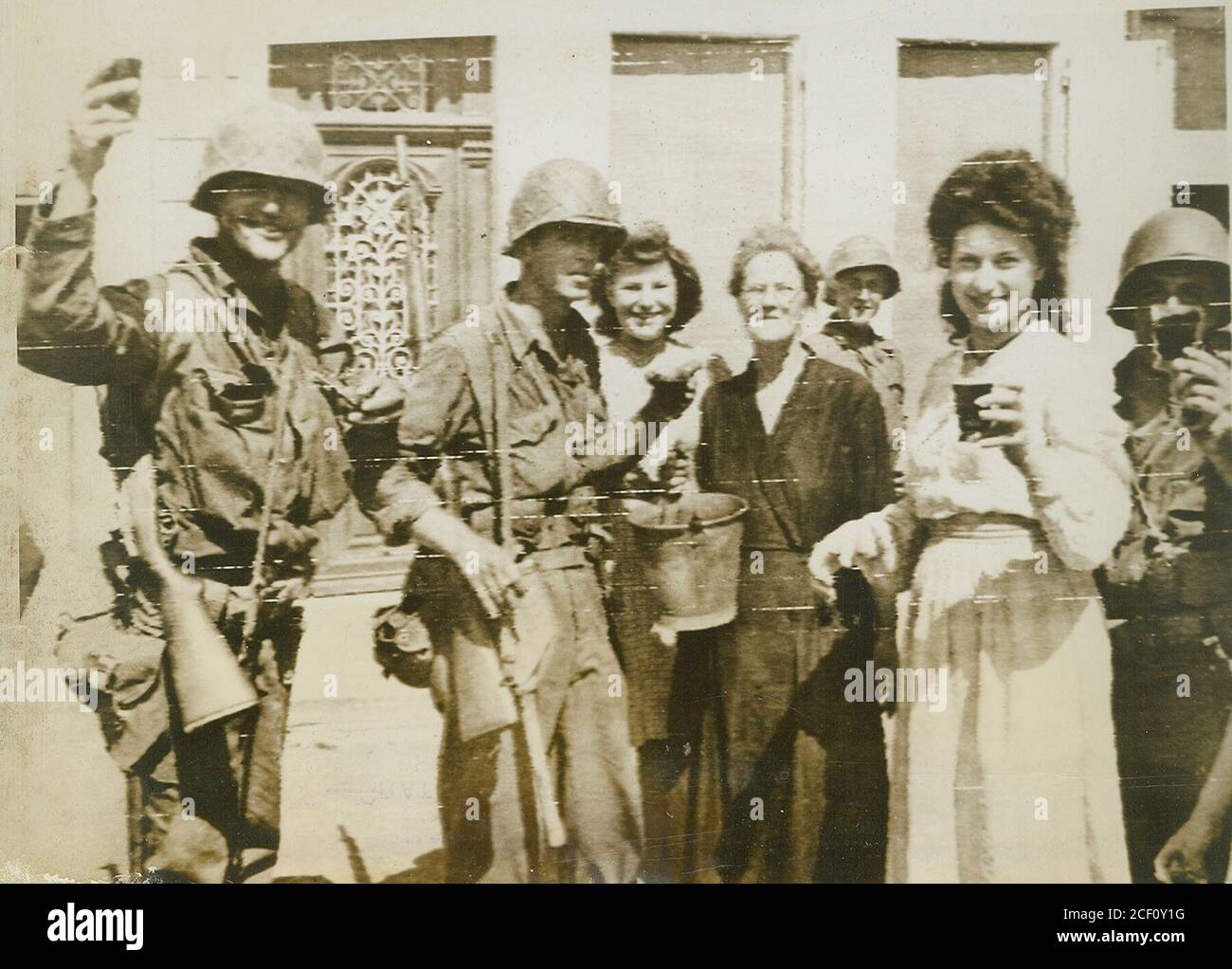 Bucket Brigade High Resolution Stock Photography and Images Alamy