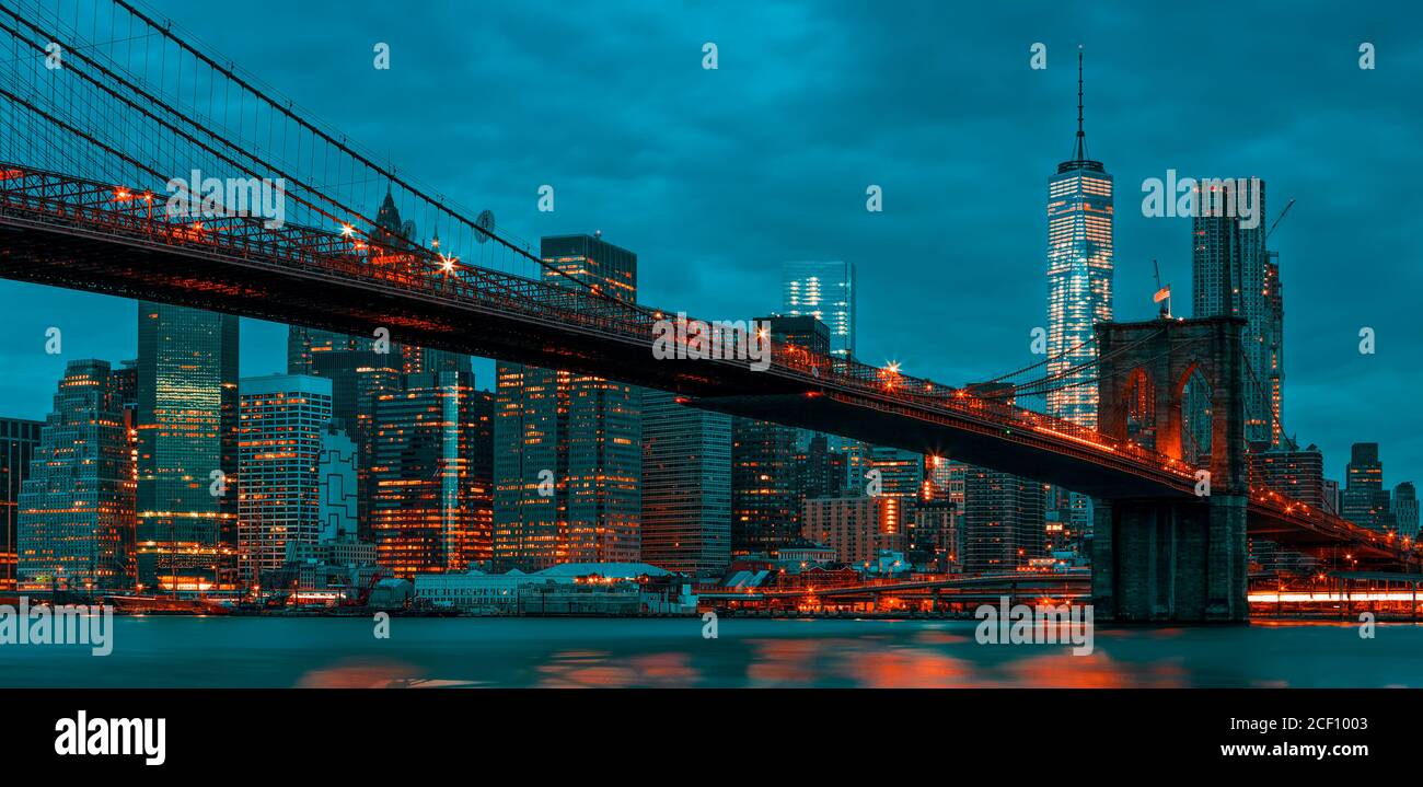 New york skyline sunrise red hi-res stock photography and images - Alamy