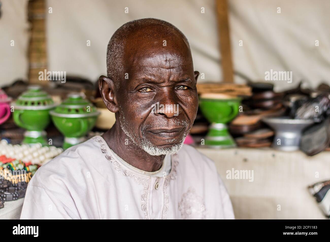 Nigerian old man hi-res stock photography and images - Alamy