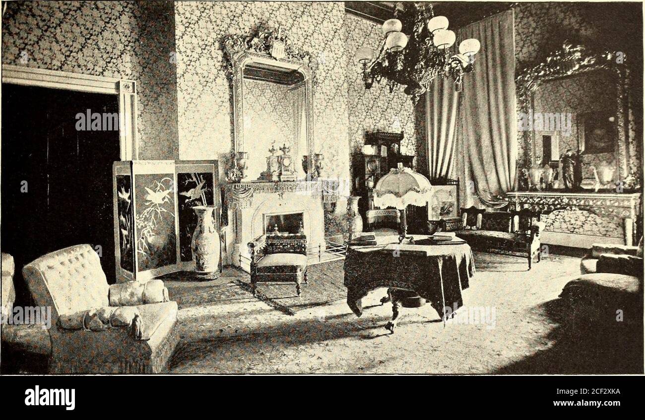 . The Lincoln autographic album : embracing likewise the favorite poetry of Abraham Lincoln. uJ^WTT 77 ?&gt;* &lt;«?. Wv i. -J. t»vj. GREEN ROOM, PRESIDENTS MANSION. From LIFE ON THE CIRCUIT WITH LINCOLN. Stock Photo