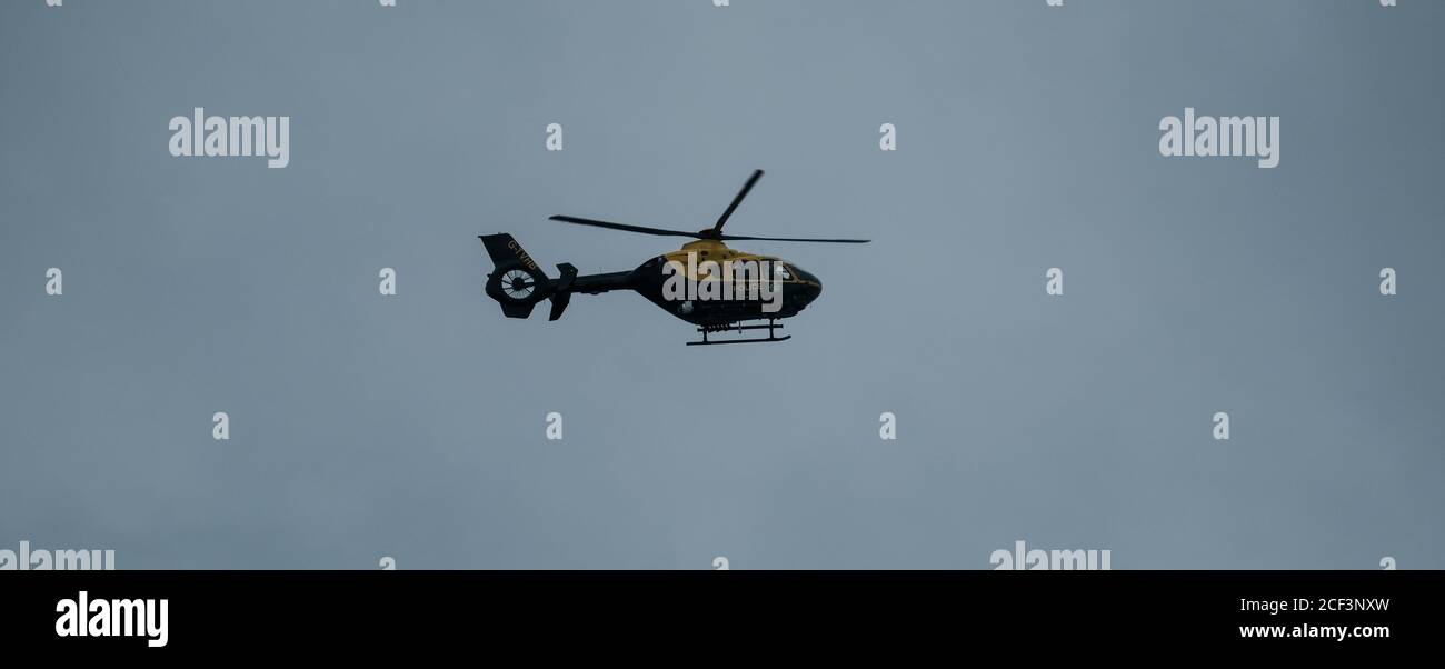 Metropolitan police helicopter hi-res stock photography and images - Alamy