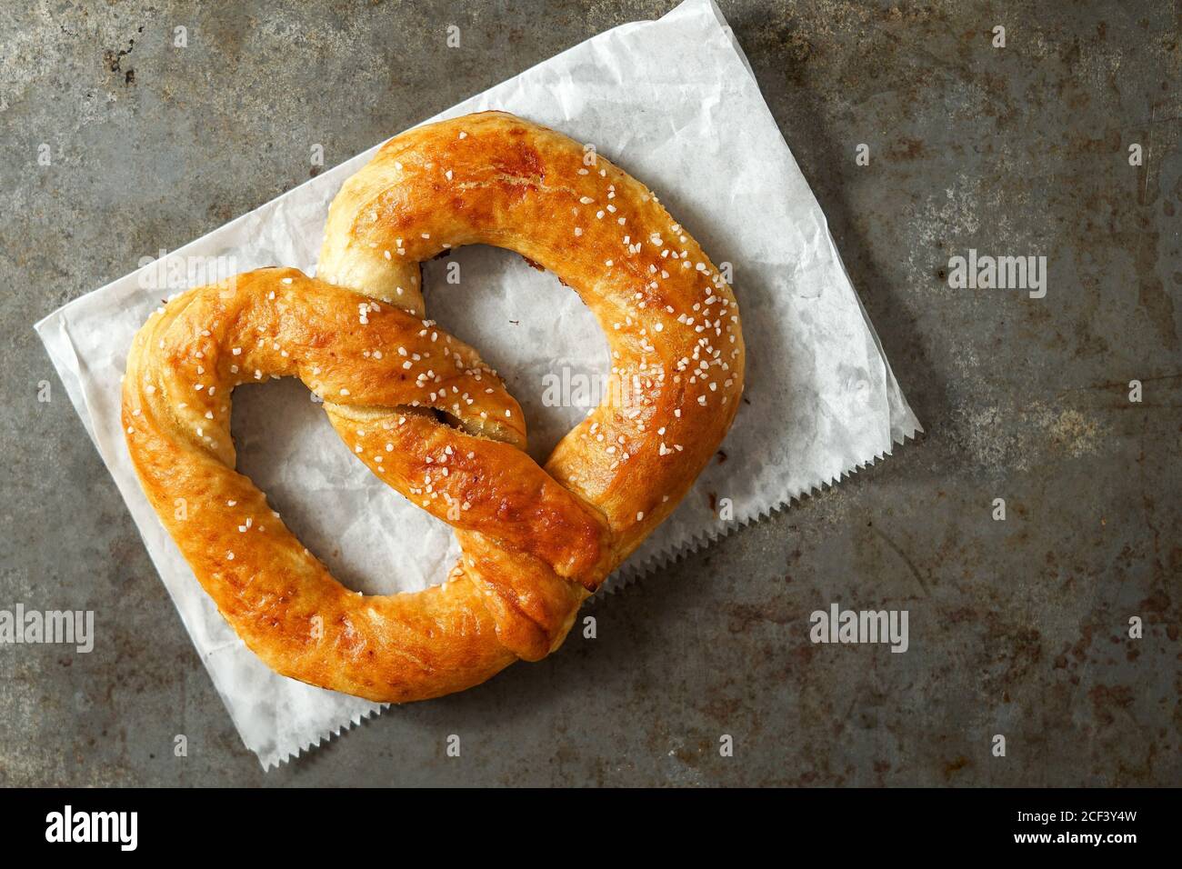 Fresh Pennsylvania Dutch Soft Pretzel Stock Photo Alamy