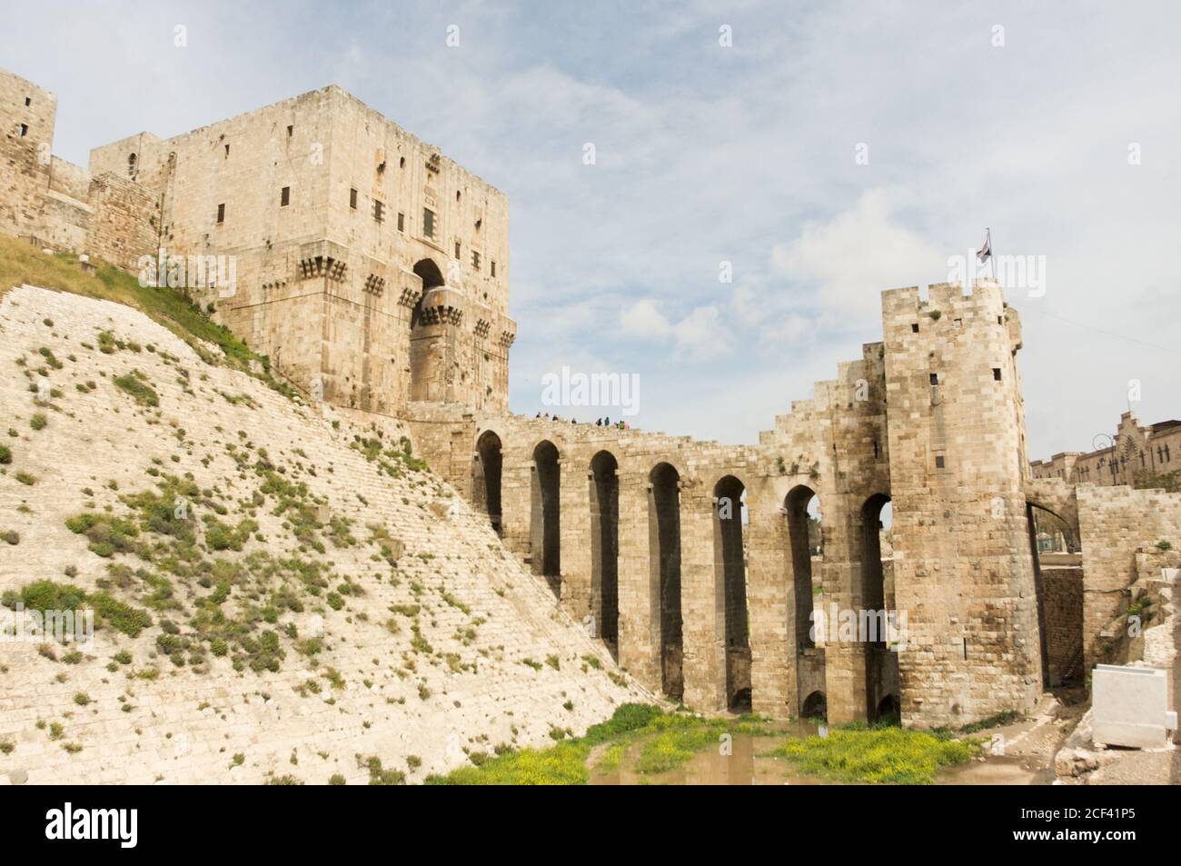Citadel aleppo syria medieval hi-res stock photography and images - Alamy