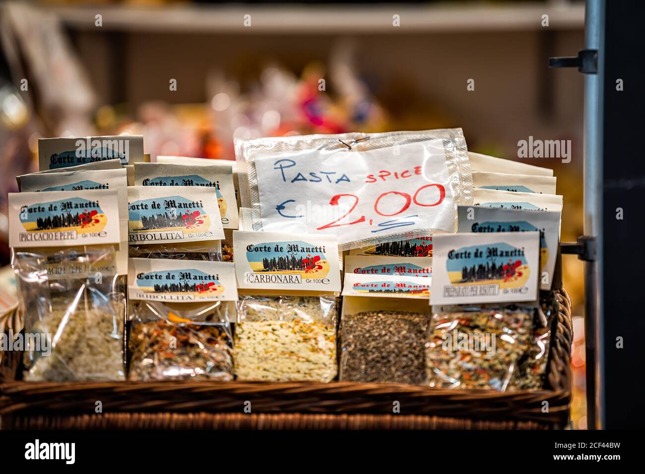 Florence, Italy - August 30, 2018: Firenze mercato central market closeup  of dried herbs spices mix for pasta colorful and sign price in retail  displa Stock Photo - Alamy