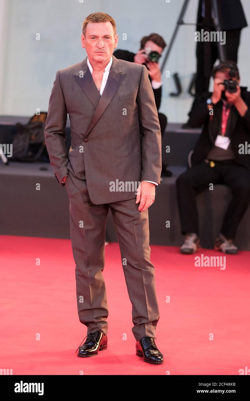 Palazzo del Cinema, Lido, Venice, Italy. 3rd Sep, 2020. Benoit Magimel poses on the red carpet at the a screening of Amants ( Lovers ). Picture by Credit: Julie Edwards/Alamy Live News Stock Photo