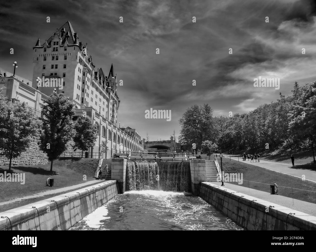 Locks canal Black and White Stock Photos & Images Alamy