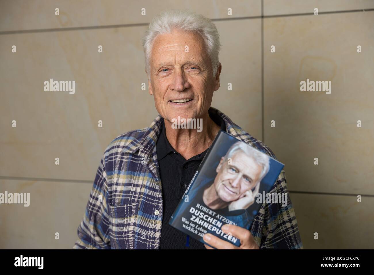 Robert Atzorn Where High Resolution Stock Photography And Images Alamy