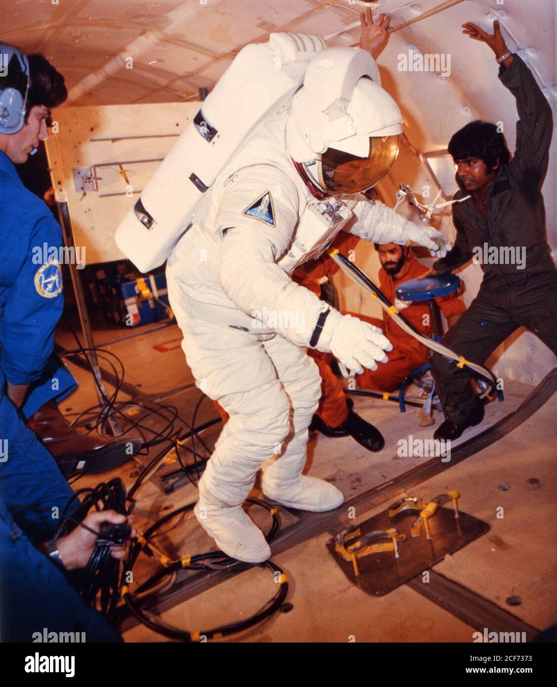 astronauts no gravity