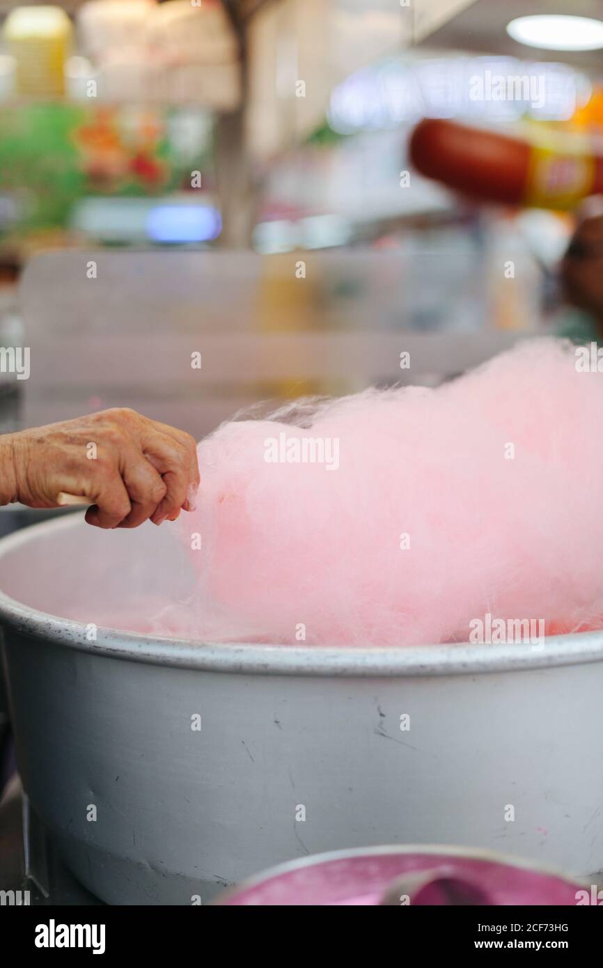 Making Candy Floss High Resolution Stock Photography And Images Alamy