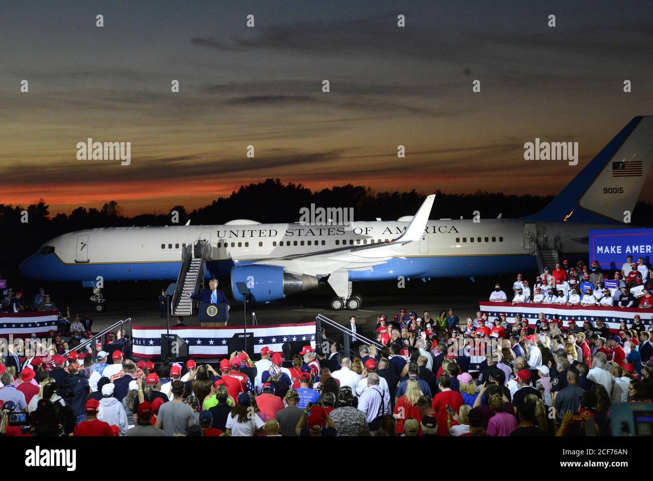 Latrobe, United States. 03rd Sep, 2020. The sun sets as President Donald Trump addresses his supporters during a rally at the Arnold Palmer Regional Airport in Latrobe, Pennsylvania on Thursday, September 3, 2020. Photo by Archie Carpenter/UPI Credit: UPI/Alamy Live News Stock Photo