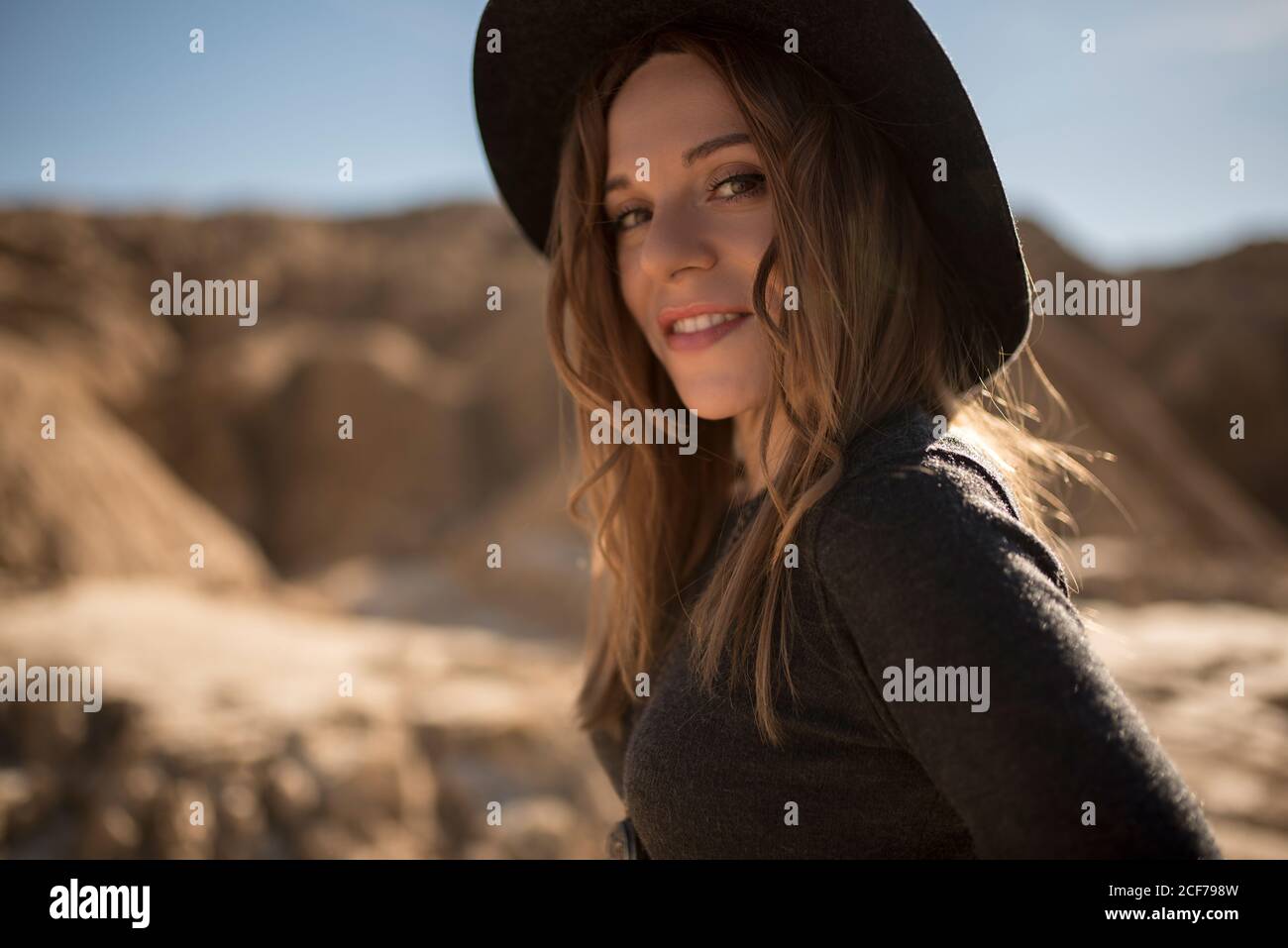 Woman in desert landscape hi-res stock photography and images - Alamy