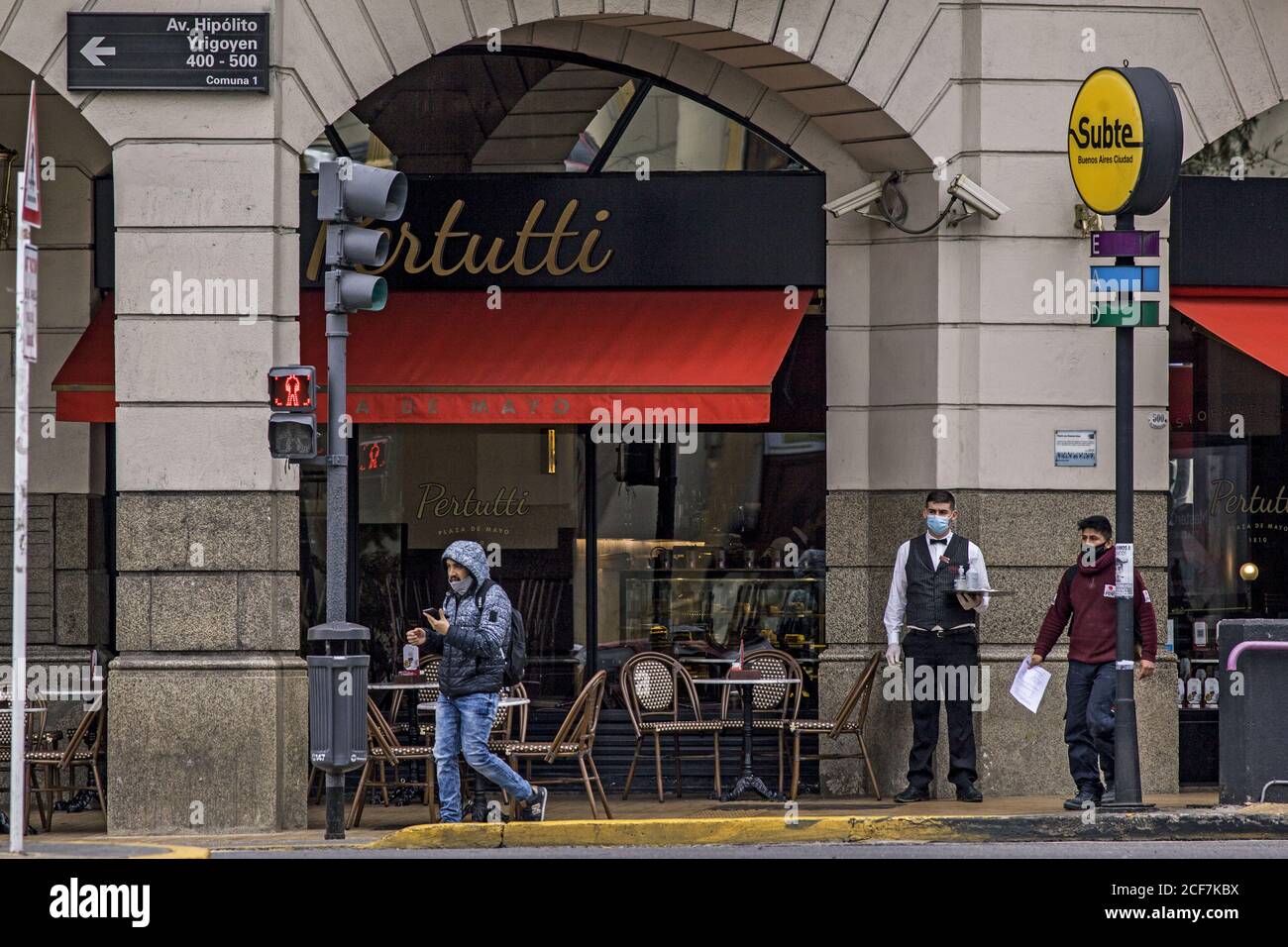 Buenos Aires, Federal Capital, Argentina. 3rd Sep, 2020. The national government authorized and exempted from social, preventive and compulsory isolation people who work in bars, confectioneries and restaurants in the City of Buenos Aires. This week, Buenos Aires gastronomic establishments were enabled to operate in outdoor spaces, however, this Thursday it was clarified that establishments are not allowed to use interior spaces such as gardens, terraces or other similar.This flexibility occurs at the same time that another national trademark was registered. The Ministry of Health of the Stock Photo