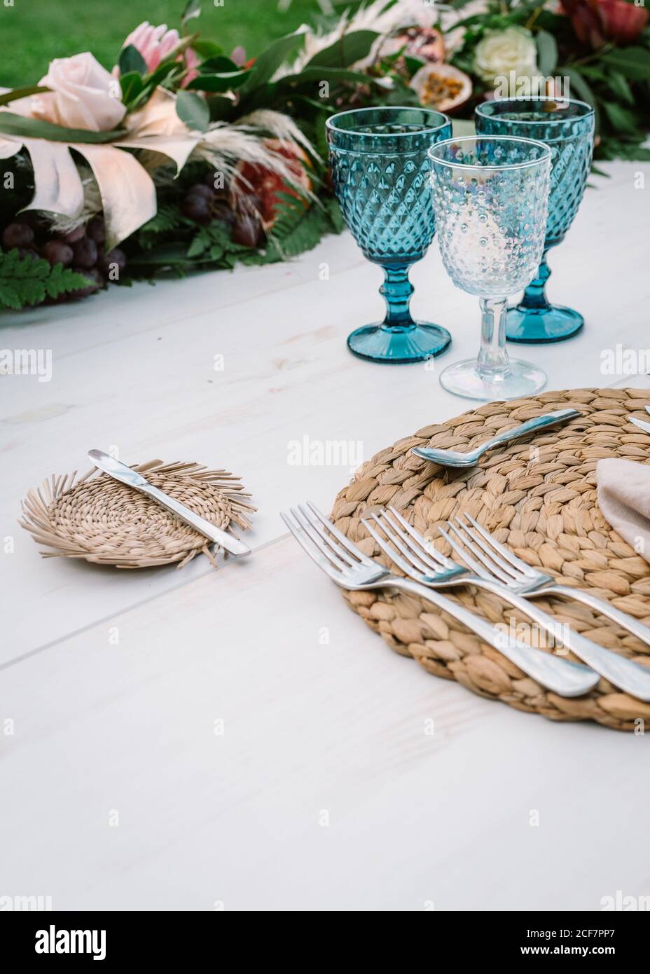 Simple rustic wedding table decoration Stock Photo - Alamy