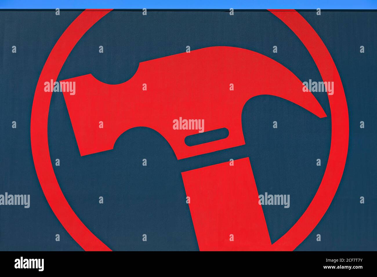 Bunnings hammer logo hires stock photography and images Alamy