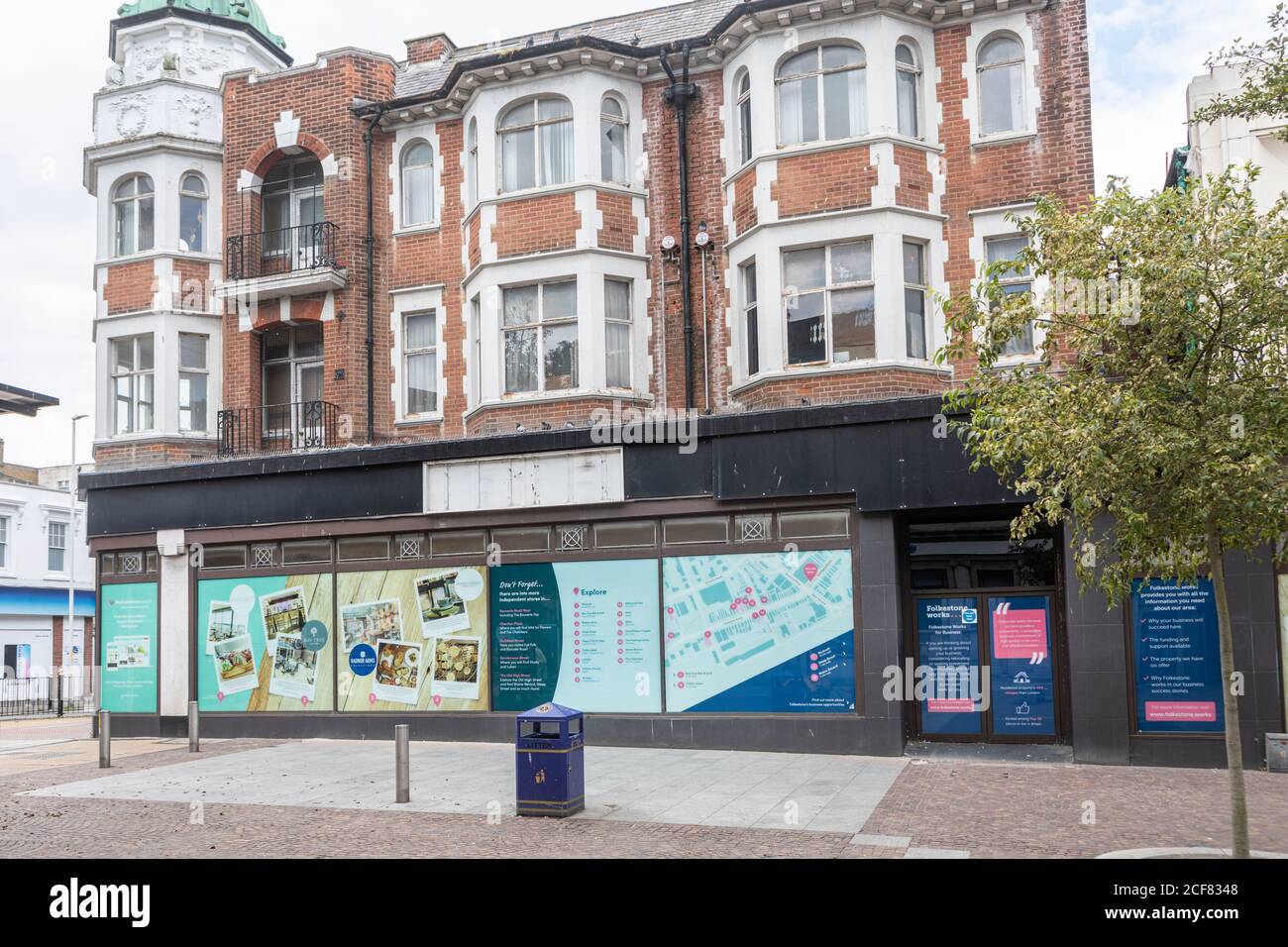 Closed and empty high street shops in Folkestone, Kent Stock Photo Alamy