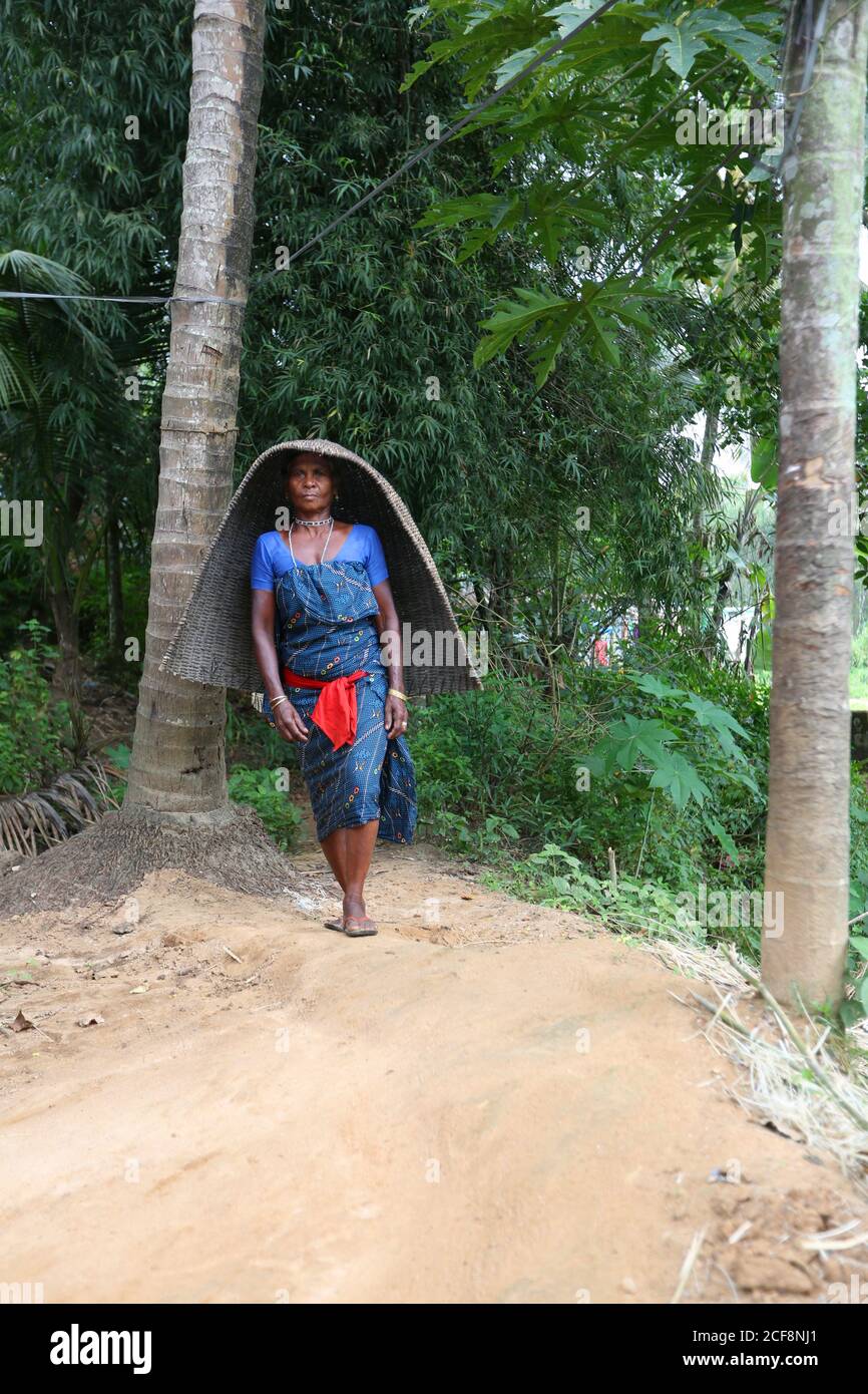 Fishing tribe hires stock photography and images Alamy