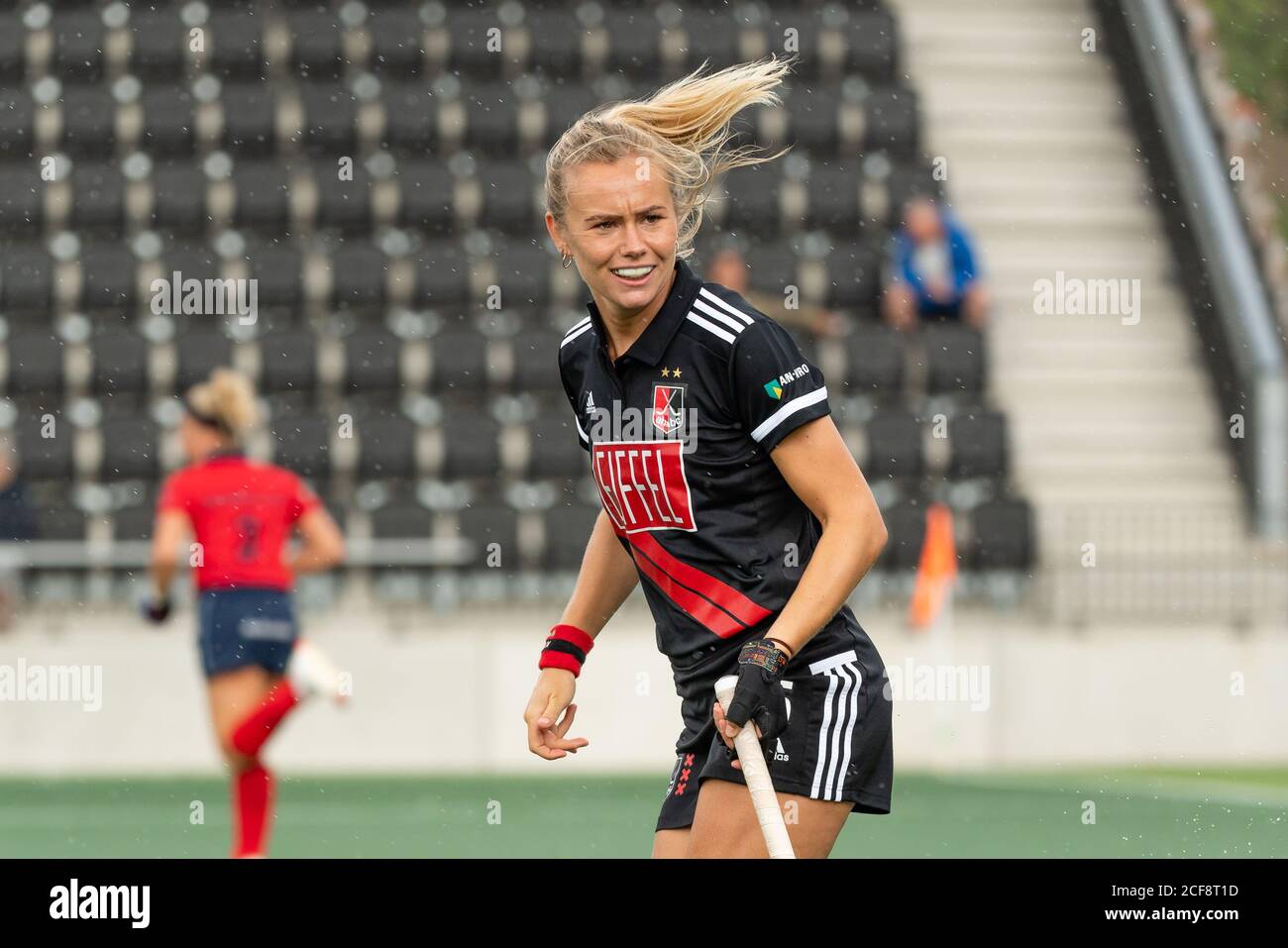 Won botsen Observeer Amstelveen, Netherlands. 23rd Aug, 2020. Amstelveen, 23-08-2020,  Oefenwedstrijd Hoofdklasse Hockey Dames, Seizoen 2020-2021. Venue: Wagener  Stadion. Freke Moes during the game Amsterdam- Laren. Credit: Pro  Shots/Alamy Live News Stock Photo - Alamy