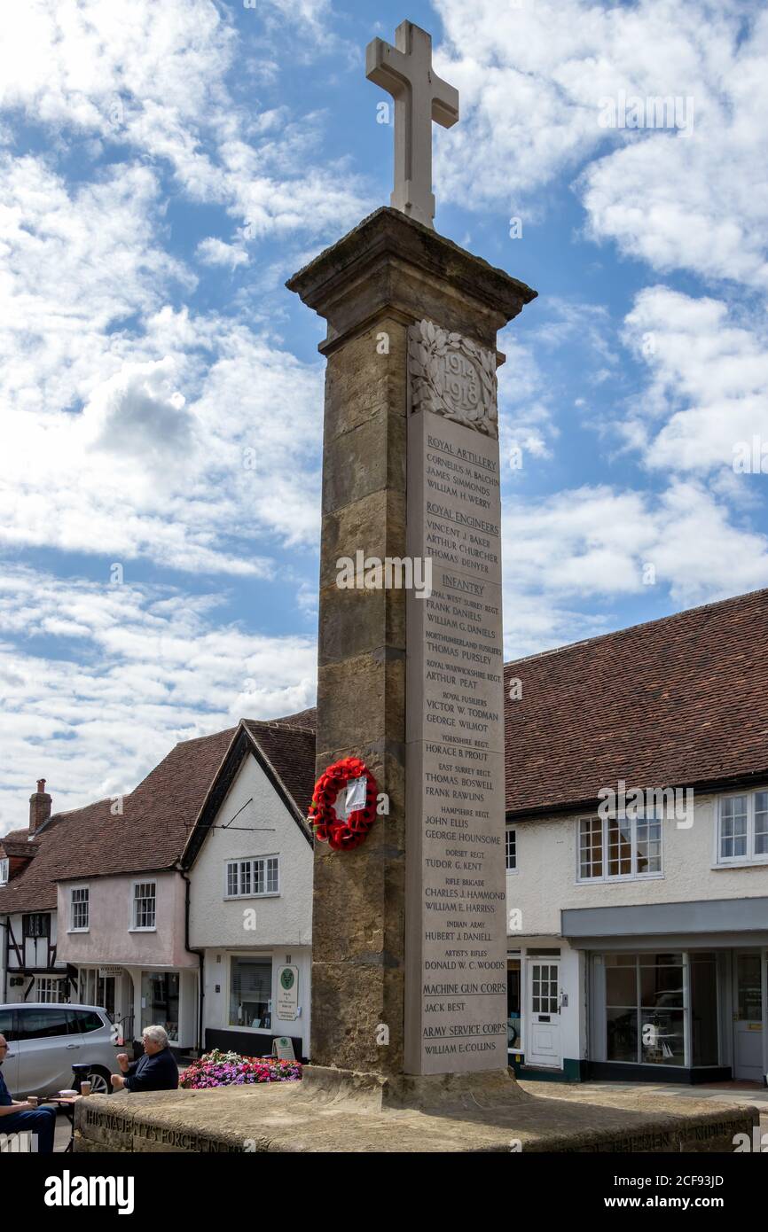 MIDHURST, WEST SUSSEX/UK - SEPTEMBER 1 : View of buildings in Midhurst, West Sussex on September 1, 2020. Two unidentified people Stock Photo