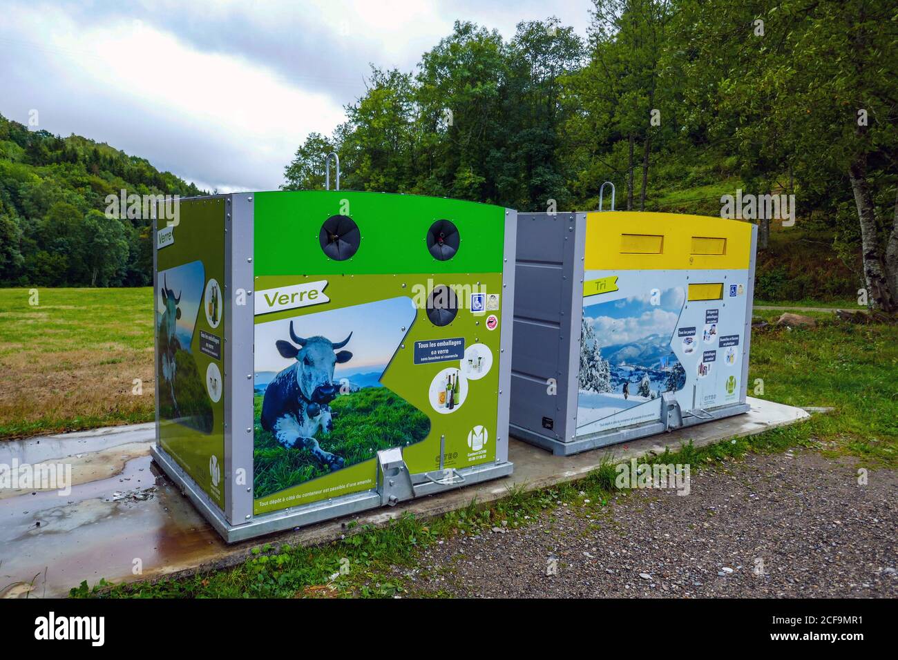 French Recycling Bins High Resolution Stock Photography and Images Alamy