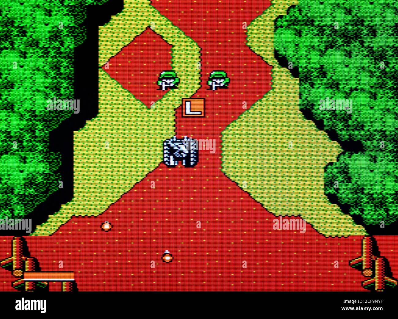Landbrug Dronning anden Iron Tank - Nintendo Entertainment System - NES Videogame - Editorial use  only Stock Photo - Alamy
