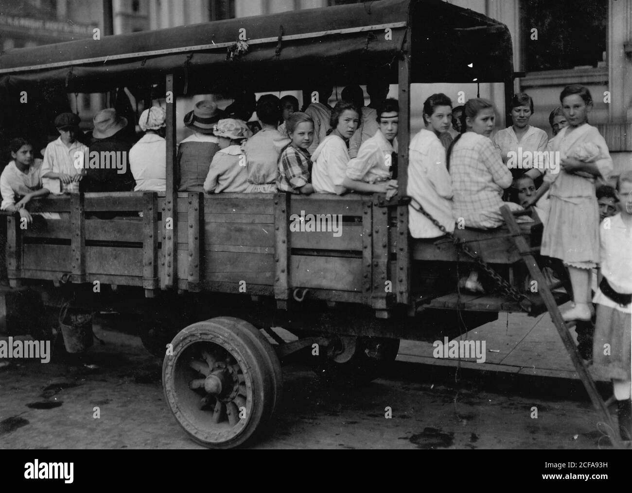 tobacco truck Stock Photo 1262852653 bodied canvasWired edges with dark orange stitching 1926 Standard Cigar & Tobacco