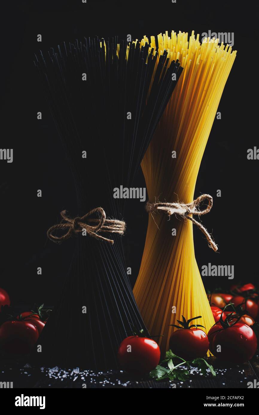Low Key Still Life High Resolution Stock Photography And Images Alamy Low Key Still Life High Resolution Stock Photography And Images Alamy