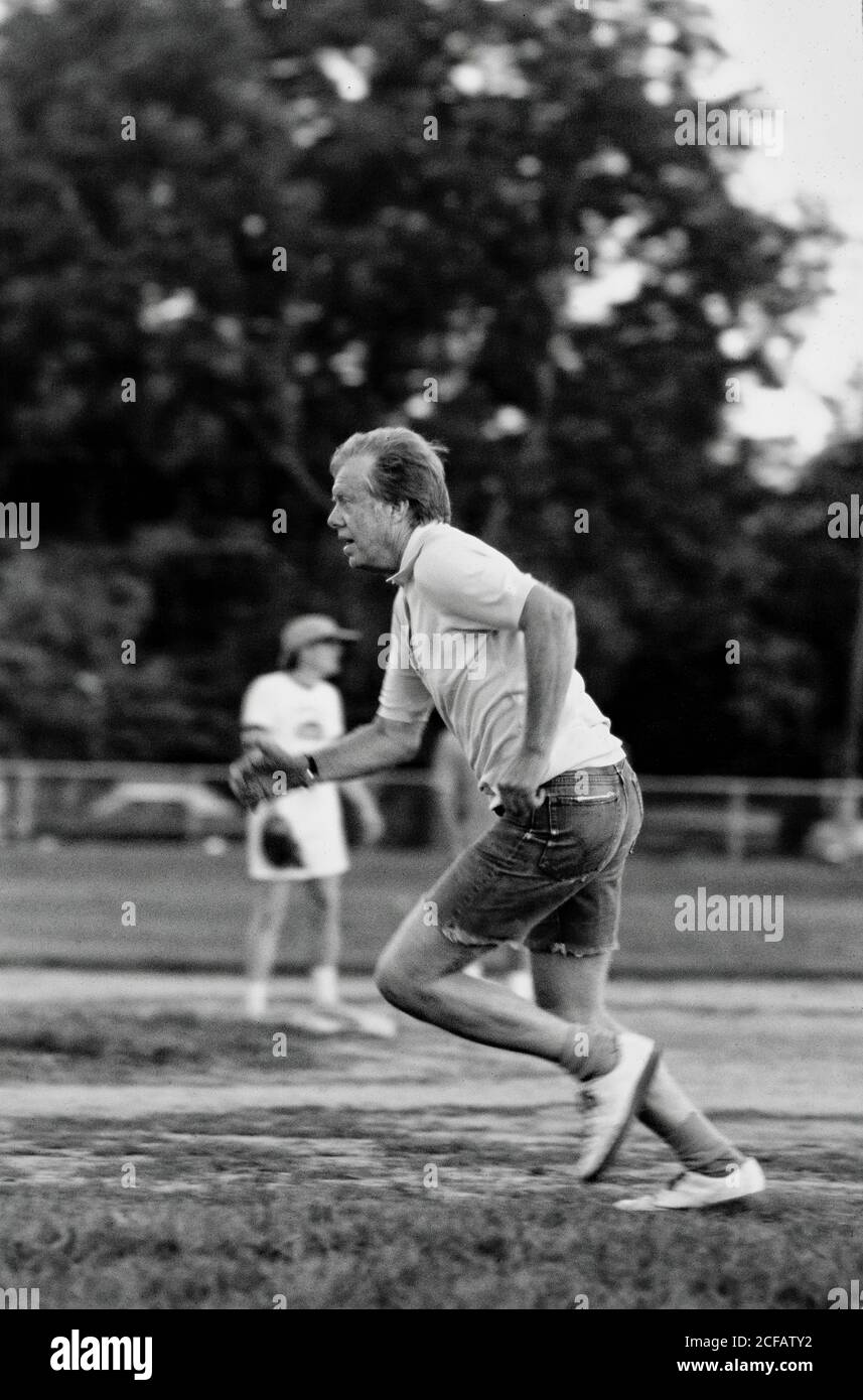 President Jimmy Carter plays softball 1976 - 1979 with off duty Secret ...