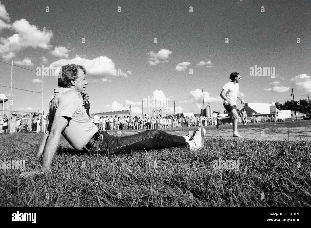 President Jimmy Carter plays softball 1976 - 1979 with off duty Secret ...