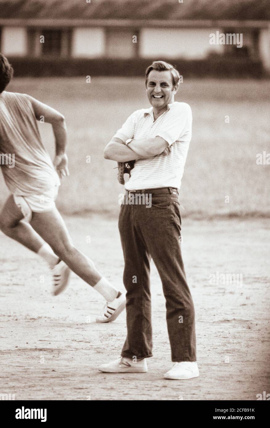 President Jimmy Carter plays softball 1976 - 1979 with off duty Secret ...