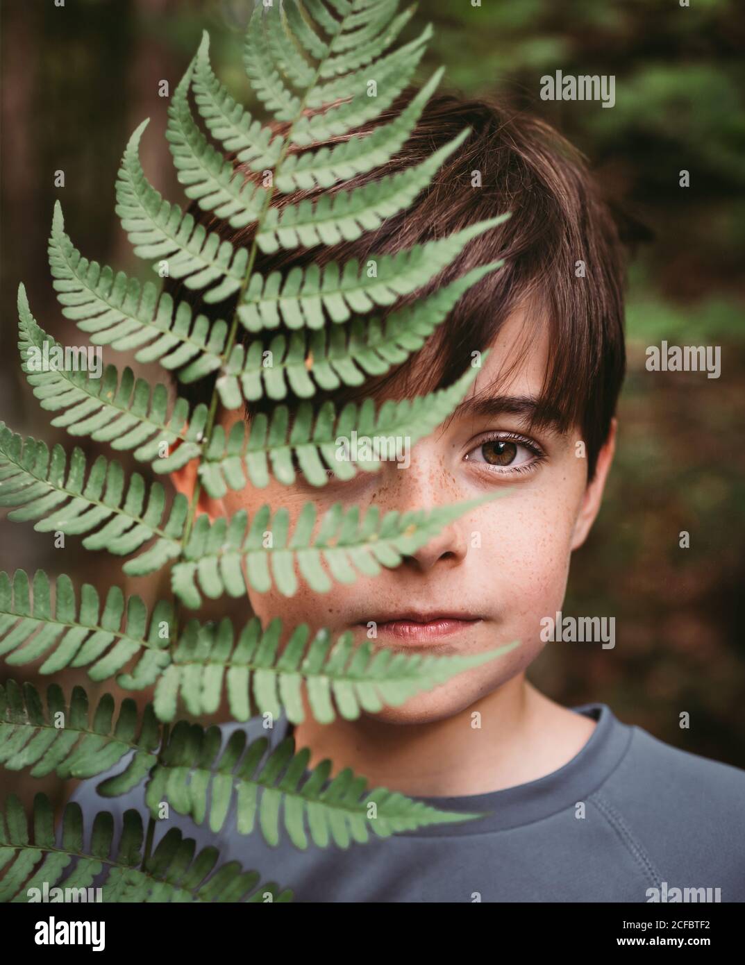 Covering half face hires stock photography and images Alamy