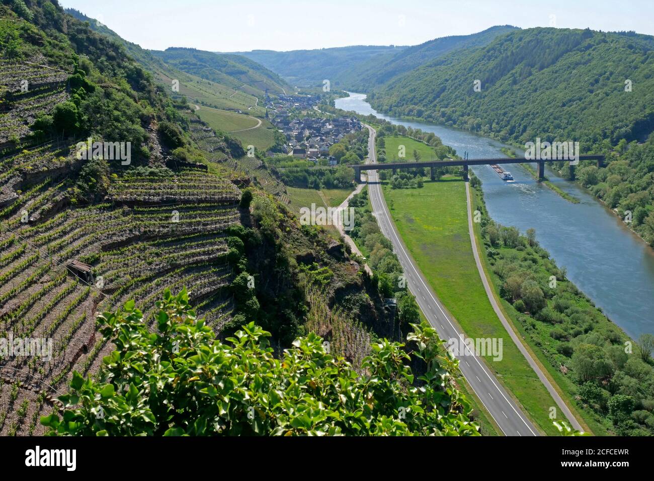 View towards Ediger-Eller, Calmont via ferrata between Ediger-Eller and Bremm, Mosel Valley, Rhineland-Palatinate, Germany Stock Photo