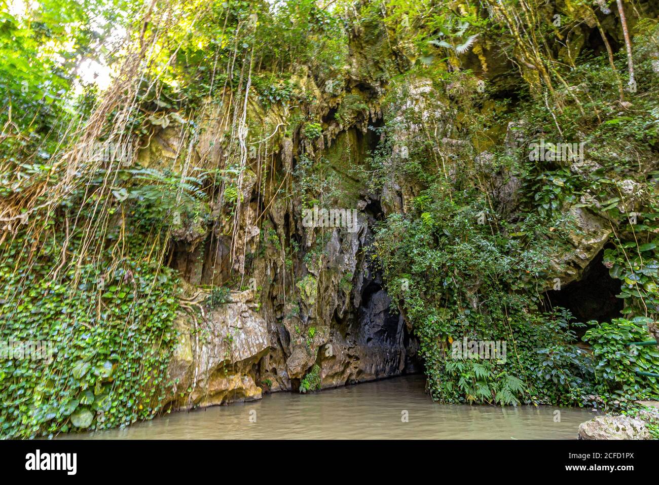 Entrance over water to the 'Cueva del Indio' cave in the Vinales valley ('Valle de Vinales'), Pinar del Rio province, Cuba Stock Photo
