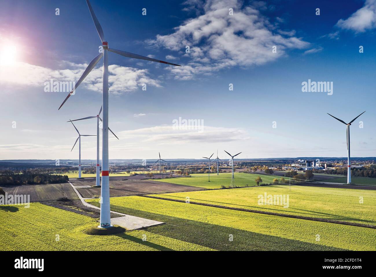 Energy industry, wind energy, wind farm in Lower Saxony, wind turbines on agricultural land