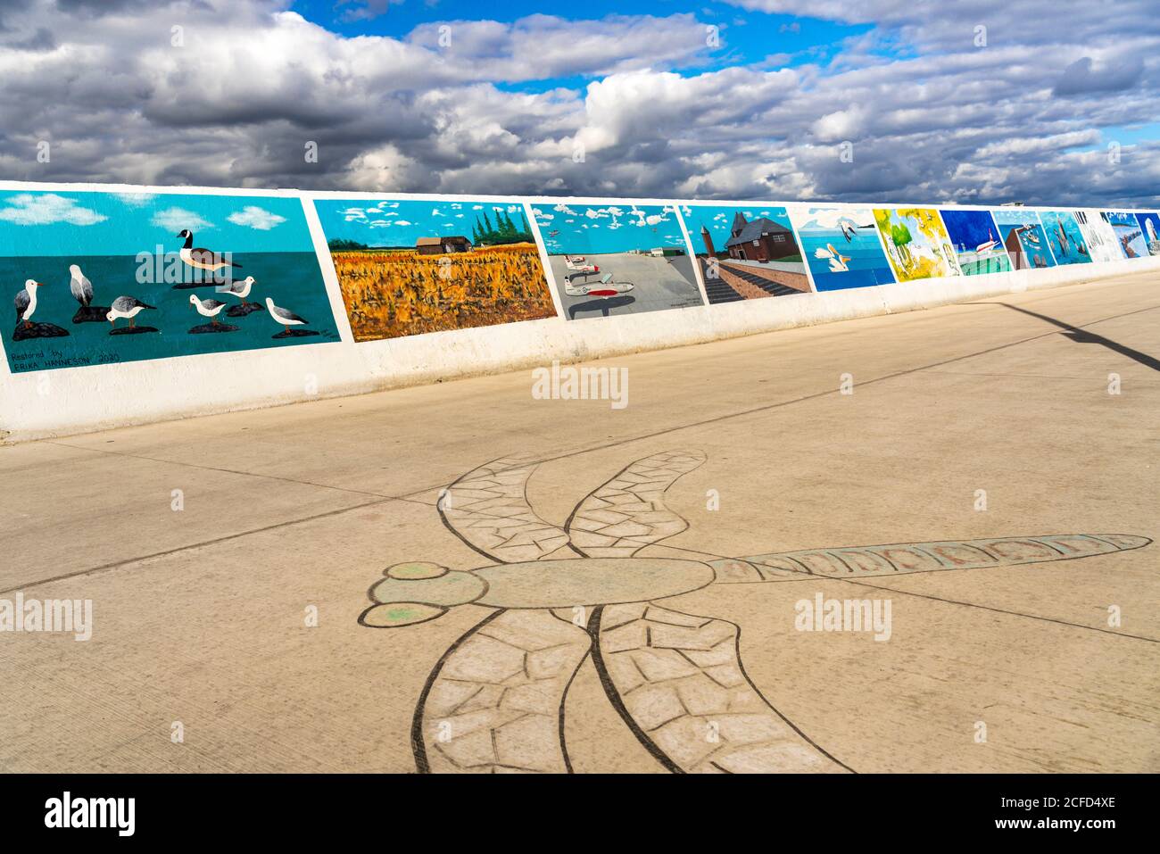 The Seawall Gallery on the pier in Gimli, Manitoba, Canada Stock Photo Alamy