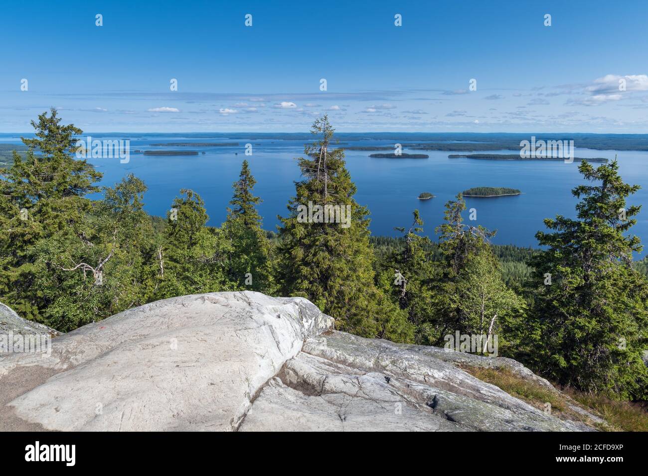 famous-view-of-the-lake-district-of-pielinen-forest-islands-koli