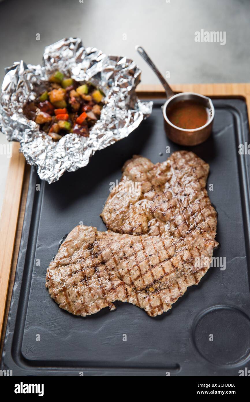 Piece meat placed on grill hi res stock photography and images Alamy Piece meat placed on grill hi res stock photography and images Alamy