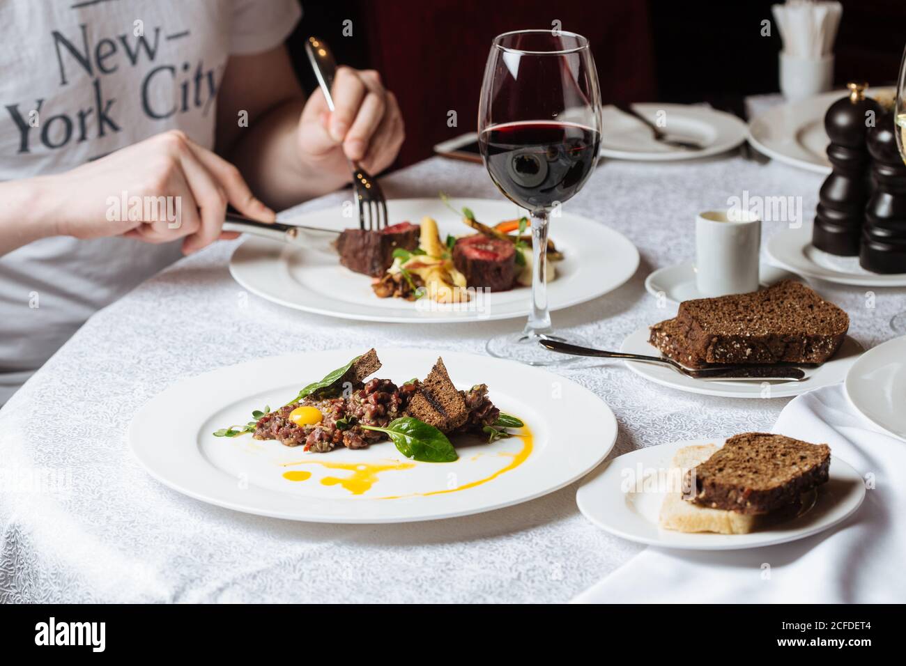 Dinner of the rich man hi-res stock photography and images - Alamy