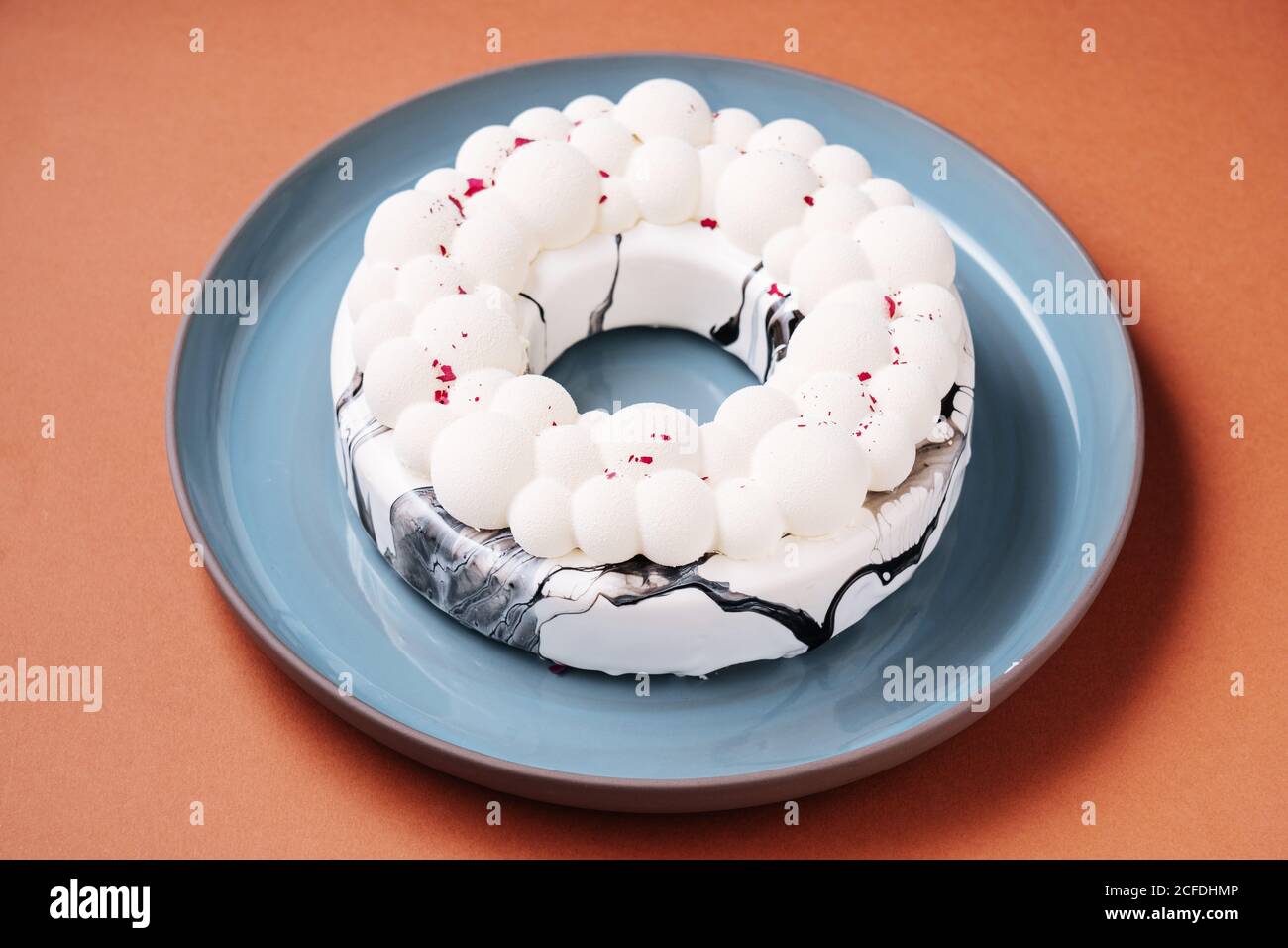 Ring shaped cake with sweet icing Stock Photo - Alamy