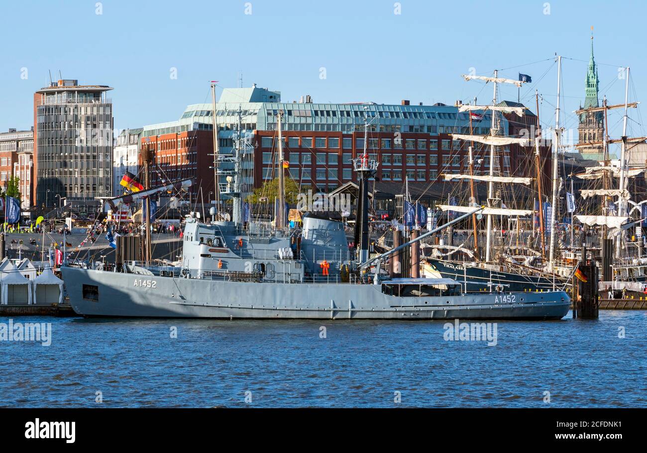 Germany, Hamburg, Spiekeroog A 1452, tugboat, Wangerooge class, ship, warship, German Navy, port of Hamburg, auxiliary ship Stock Photo