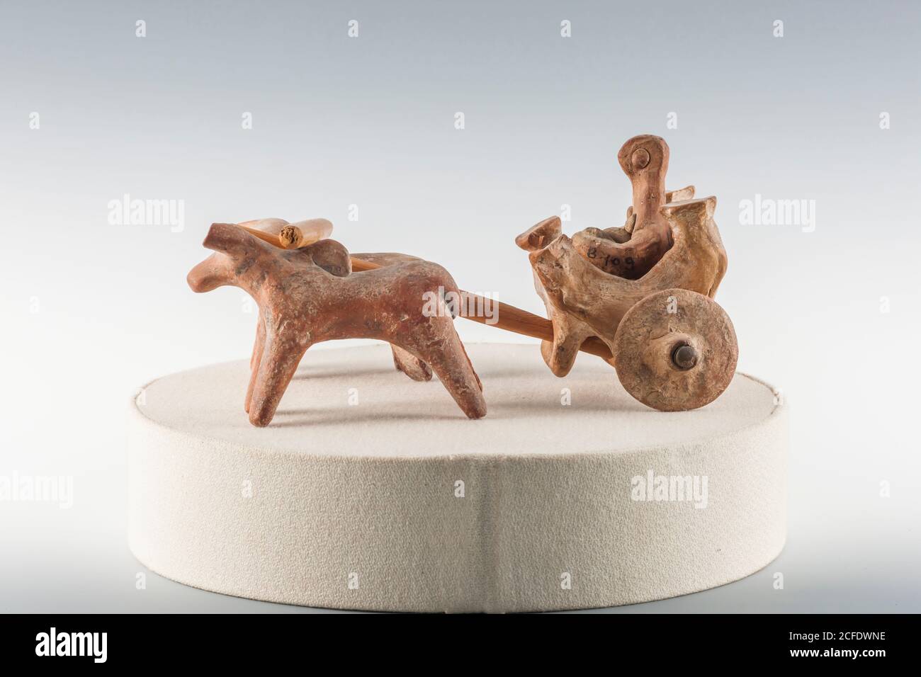 Bullock cart with man, from Mohenjo daro, Indus valley civilization Gallery, National Museum of Pakistan, Karachi, Sindh, Pakistan, South Asia, Asia Stock Photo