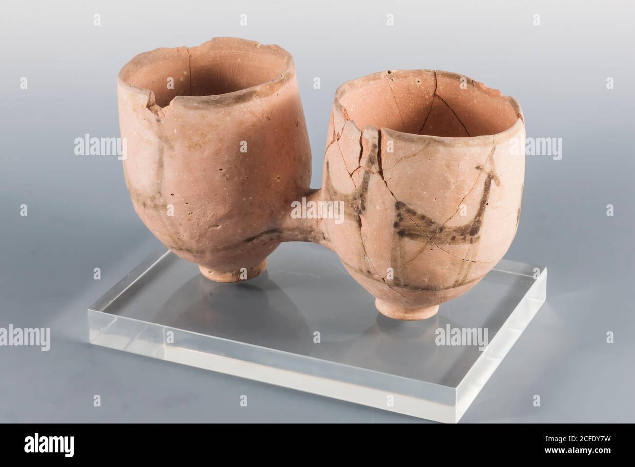 Two joint terracotta goblet, from Shahi Thump, gallery of Harappan civilization area, National Museum of Pakistan, Karachi, Pakistan, South Asia, Asi Stock Photo