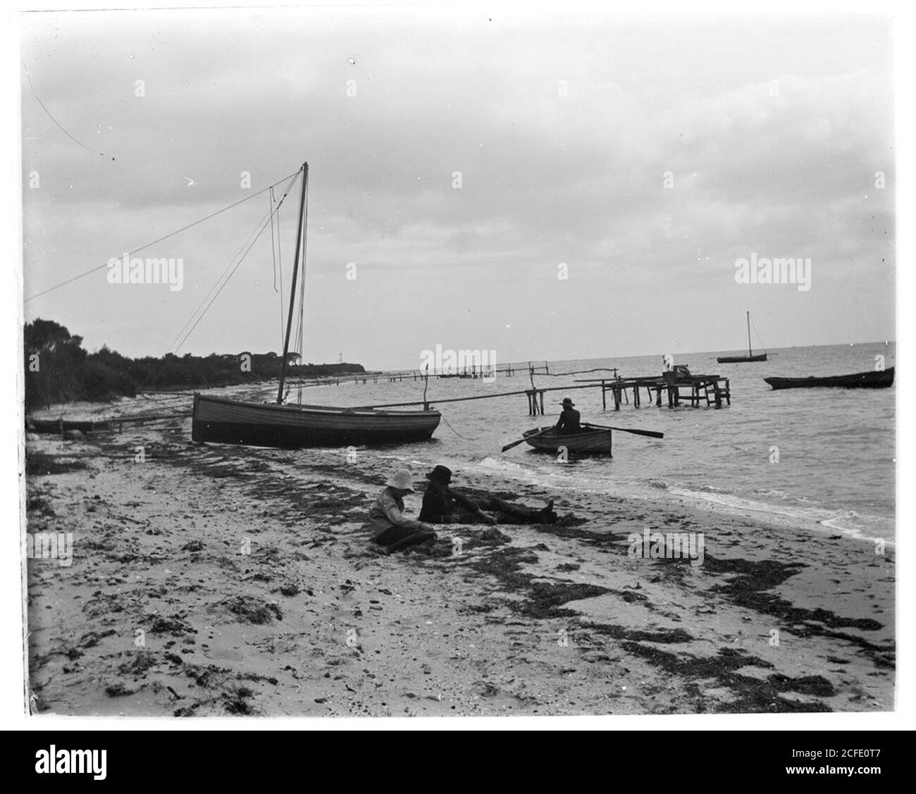 Shoreline photograph Cut Out Stock Images & Pictures Alamy