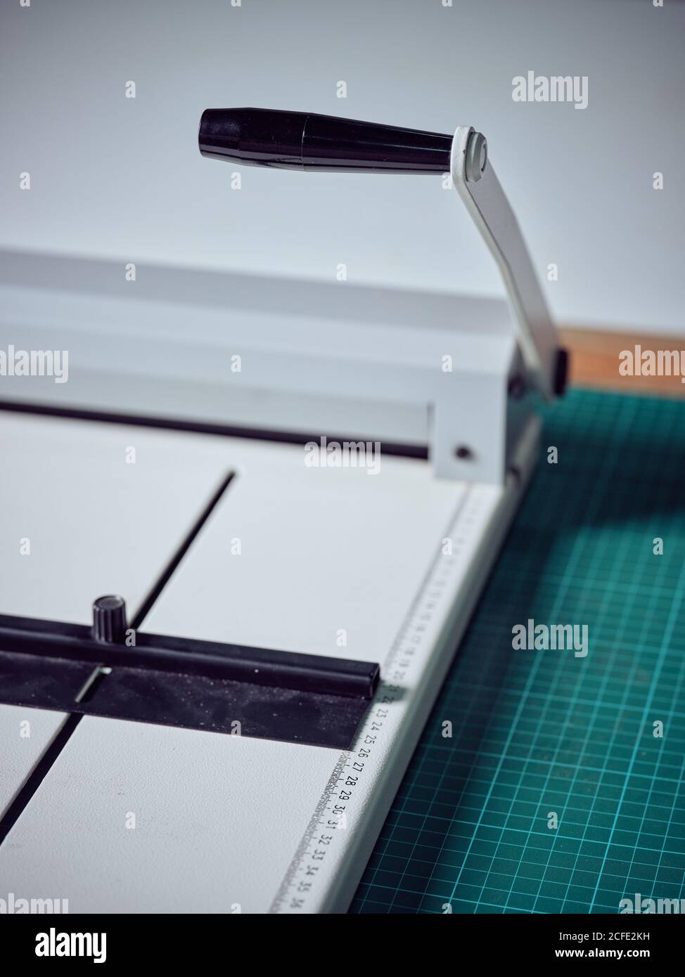 Binding machine hires stock photography and images Alamy